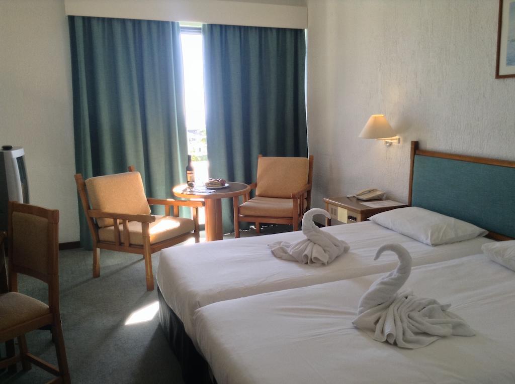 Gardens Hotel